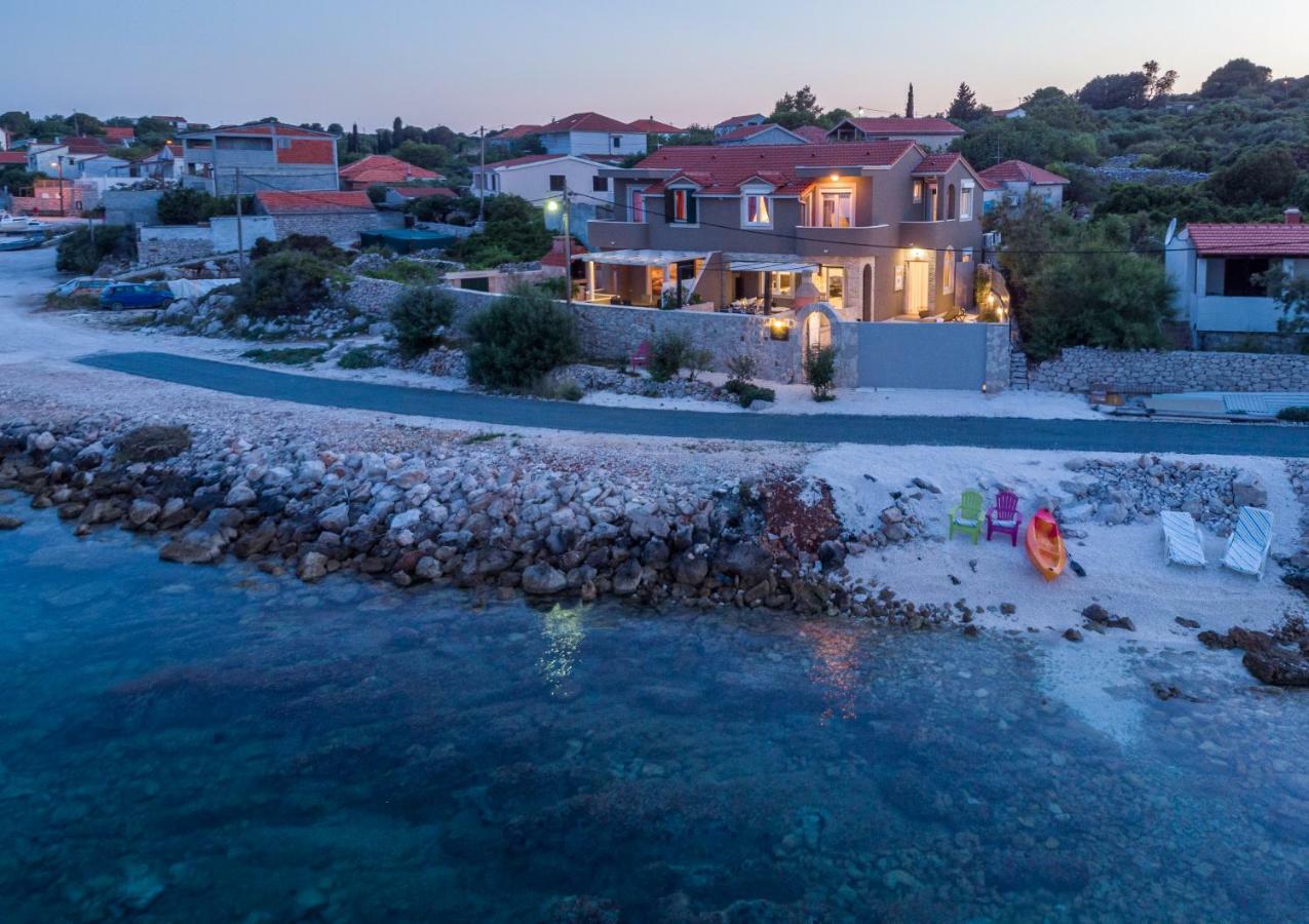 Villa Insula Ventum Трогир Екстериор снимка